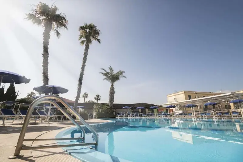 Delfino Beach Hotel