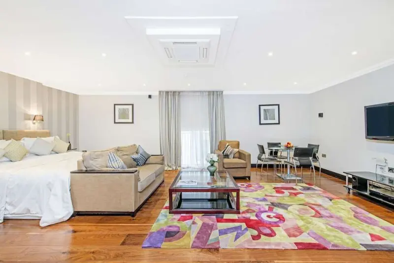 130 Queen's Gate Apartments