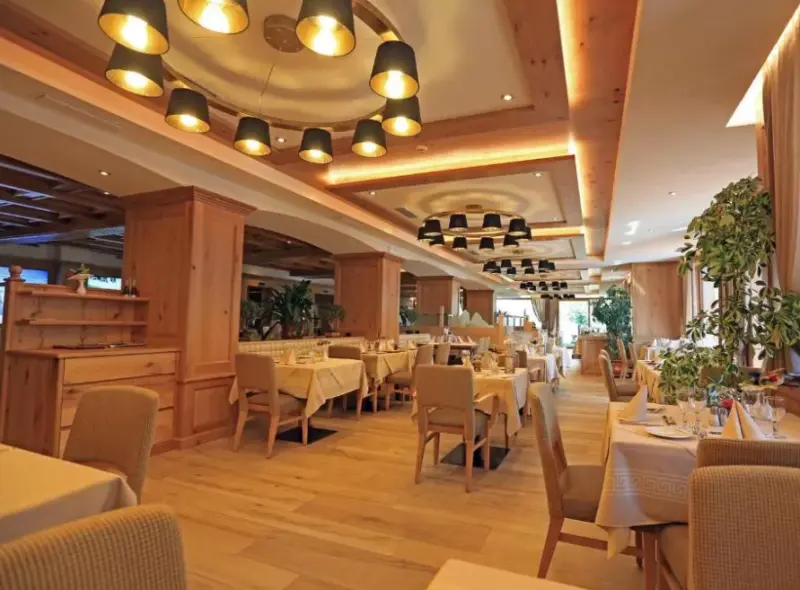Hotel Cesa Tyrol