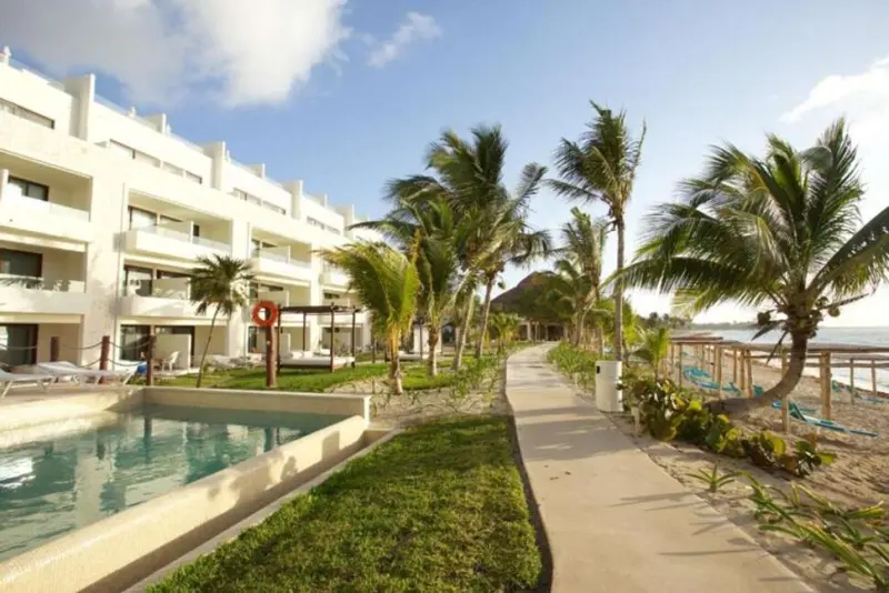 Akumal Bay Beach & Spa Resort