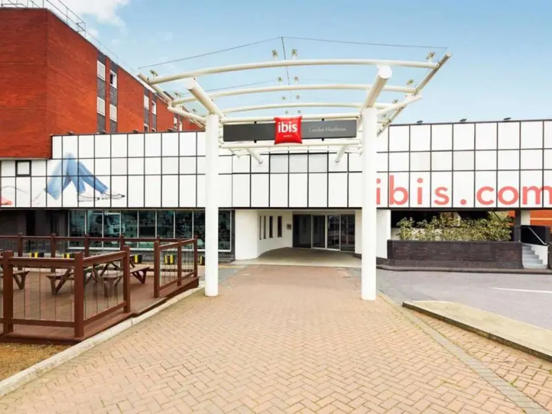 ibis London Heathrow Airport