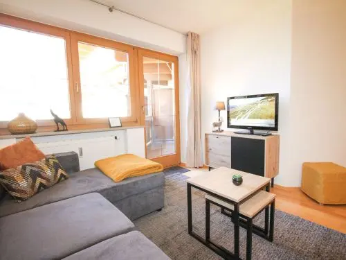 Holiday Apartment "Am Dorfplatz 77 - Top 25, Königsleiten"
