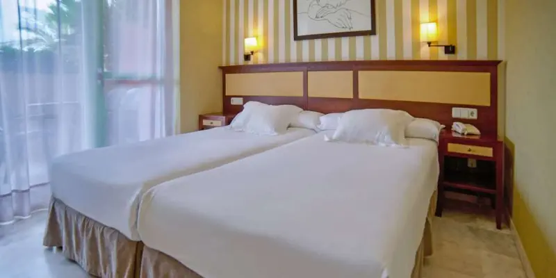 Holiday World Riwo Hotel