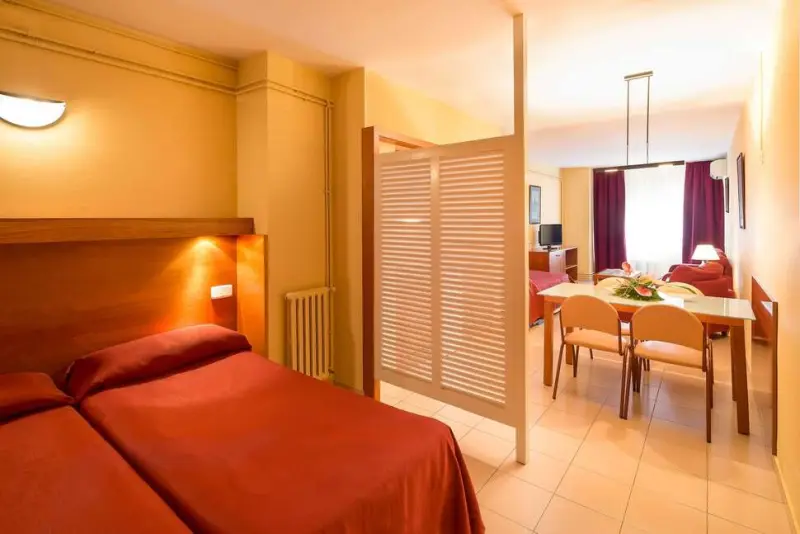 ApartHotel Bertran