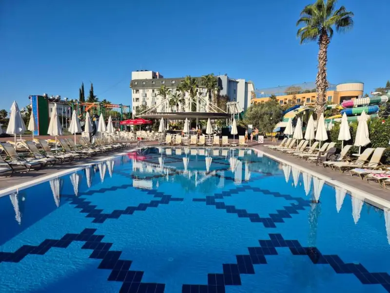 Club Aqua Plaza
