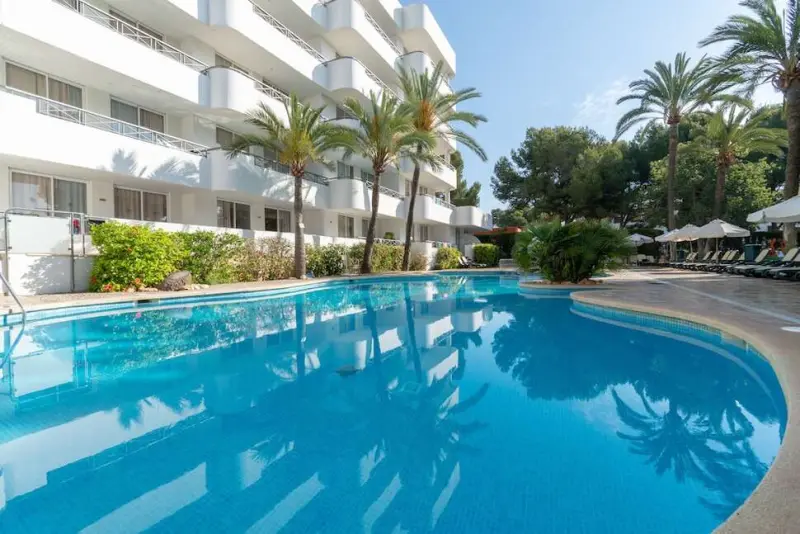 Tropicana Hotel