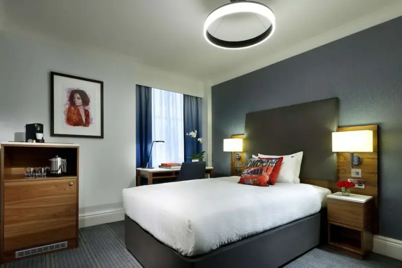 The Cumberland Hotel, London