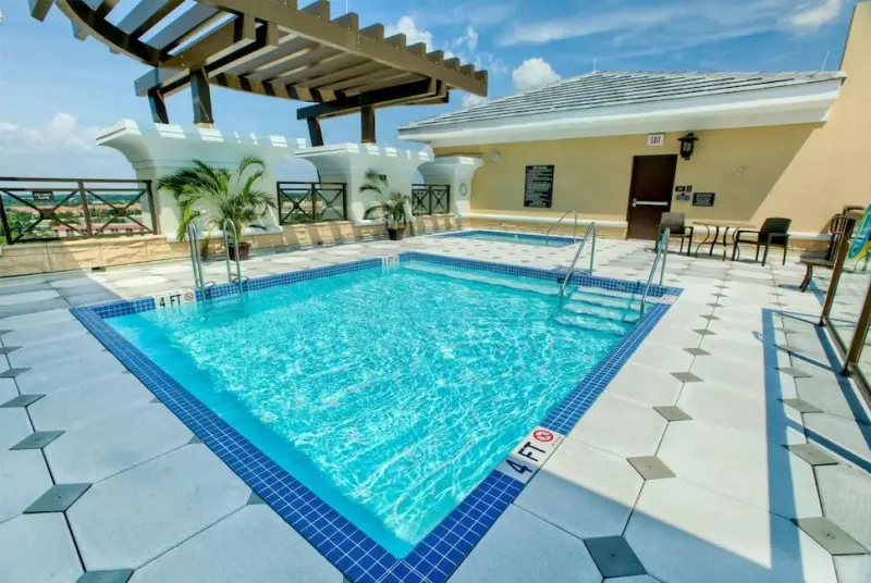 Ramada Plaza by Wyndham Orlando Resort & Suites Intl Drive