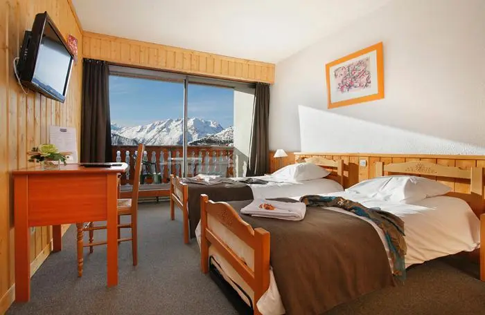 HOTEL ELIOVA LE CHAIX