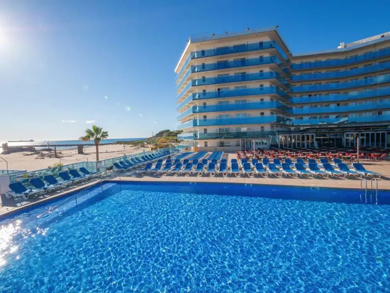 Golden Donaire Beach Hotel