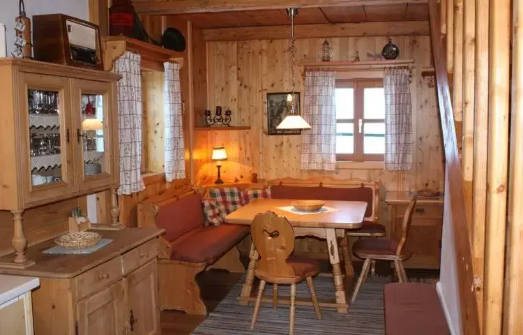 Hirsch Hütte Maria Alm