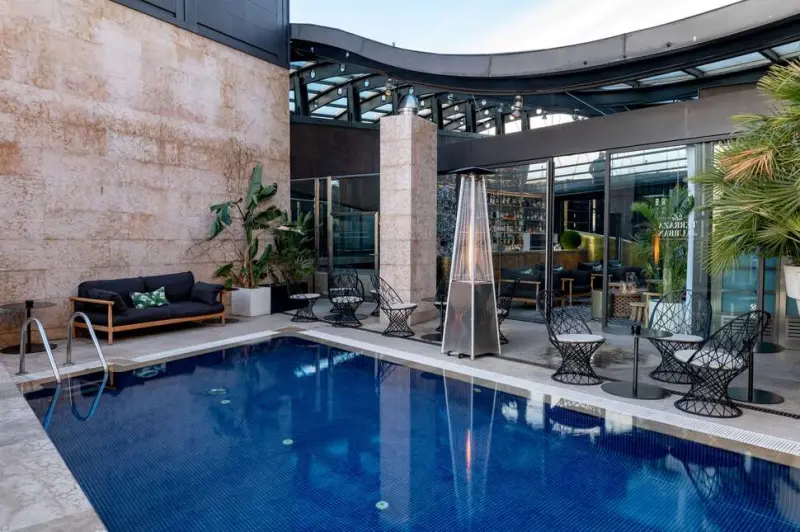 Hotel Urban