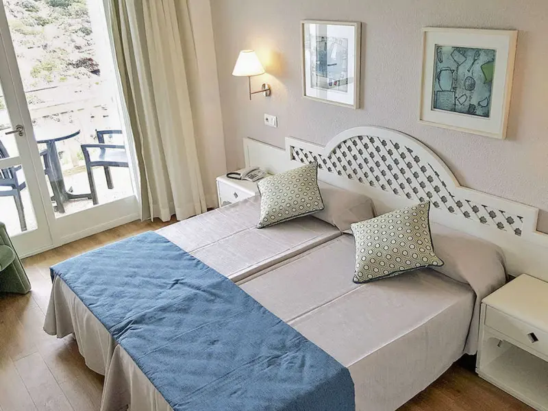 Hotel Pinos Playa
