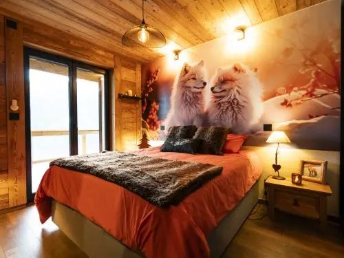 Chalet "La Vora" with Mountain Views, Private Terrace and Wi-Fi