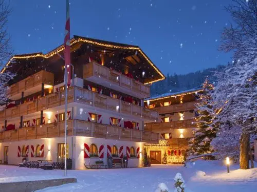 Aparthotel und Ferienwohnungen Landhof - Ellmau am Wilden Kaiser