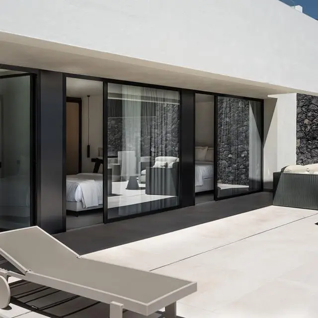 V&C LUXURY VILLAGE