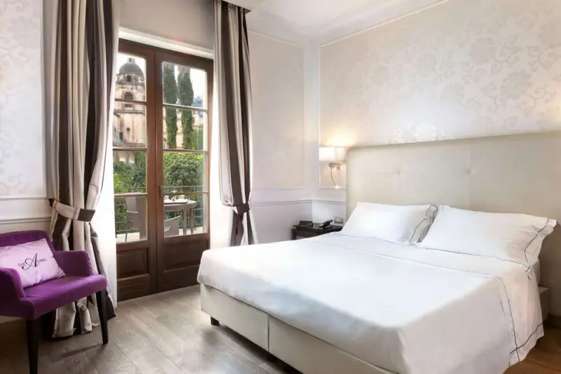 The Ashbee Hotel