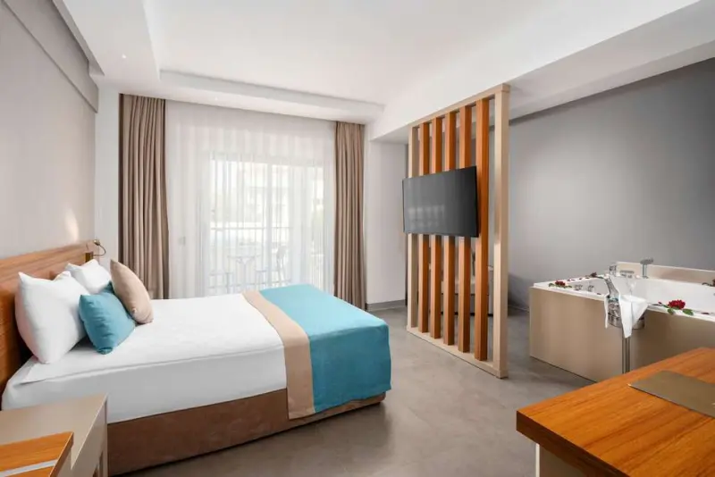 Side Story Hotel & Spa