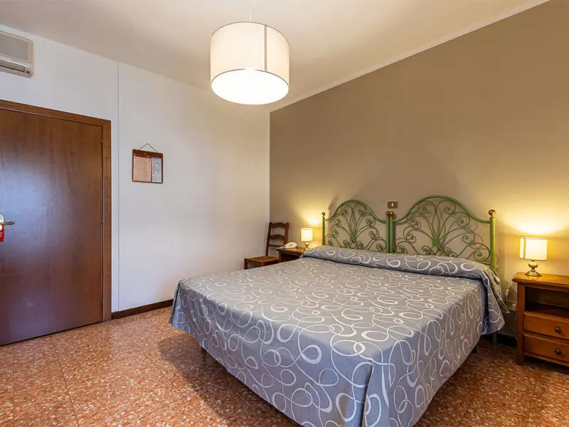 Hotel Bisesti