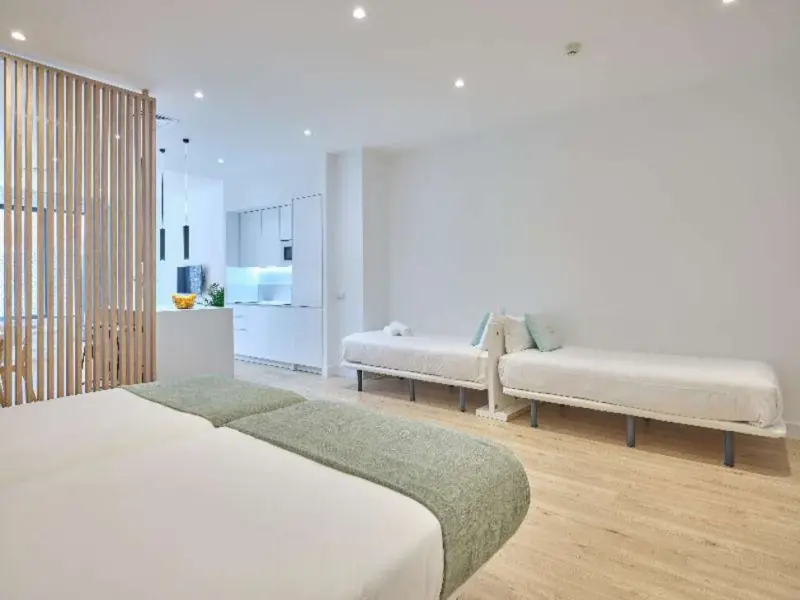 Paseo Suites Hotel