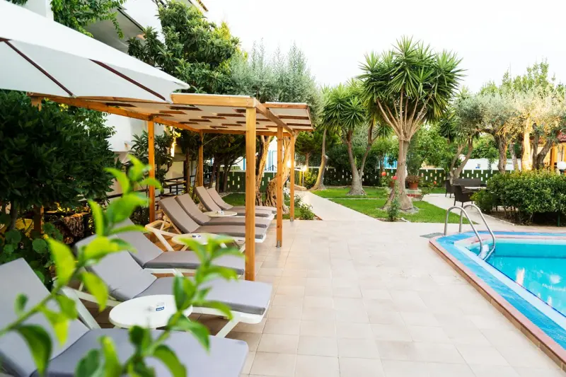 Terinikos Sunny Garden Hotel
