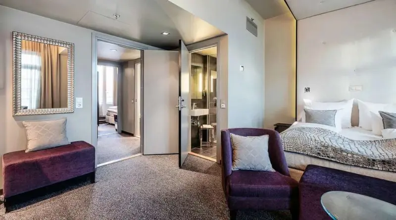 Home Hotel Folketeateret