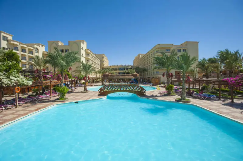 SUNRISE Serano Aqua Park Resort