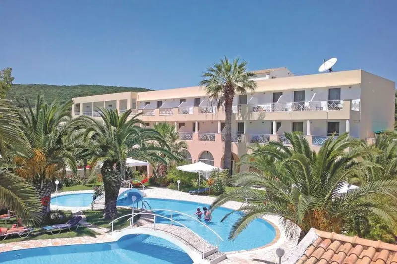 Three Stars Beach Hotel