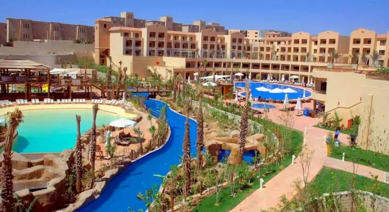Coral Sea Aqua Club Resort