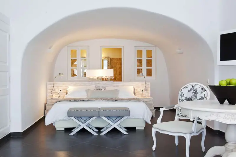 San Antonio Luxury Hotel & Suites
