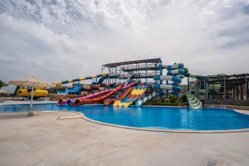 Sunrise Azalea Aqua park