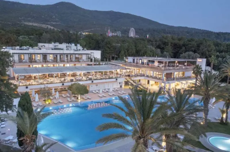 DoubleTree by Hilton Bodrum Isil Club Resort