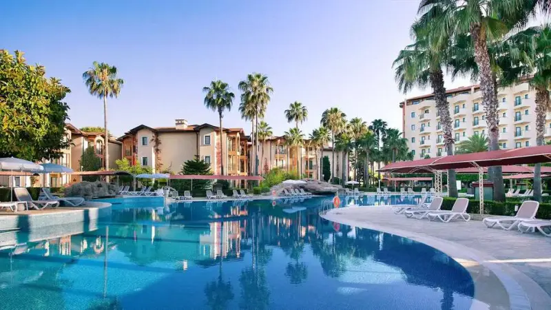 Miramare Queen Hotel