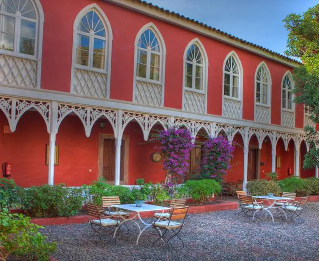 Hotel Rural Las Longueras