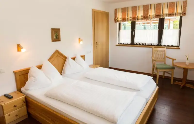 Haus Hubertus Appartements - Zimmer