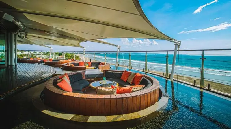 Double Six Luxury Hotel