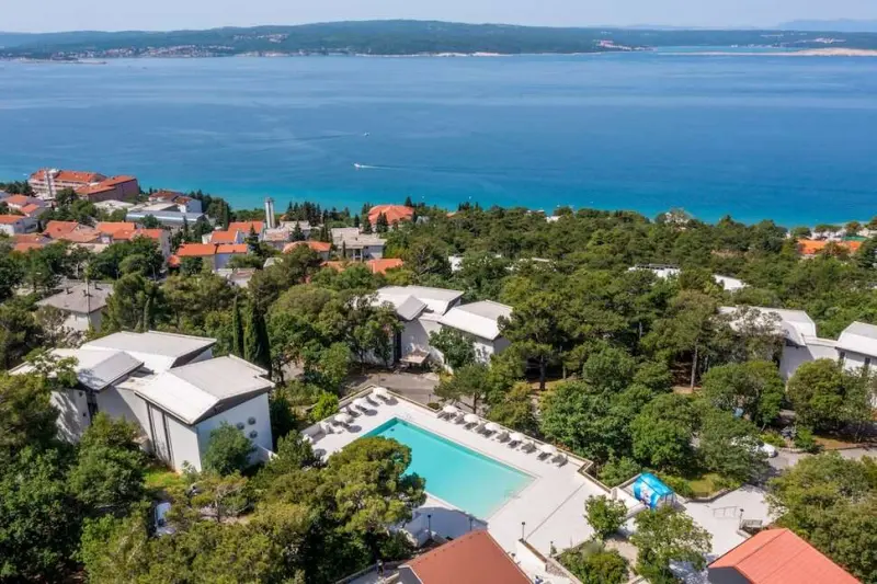 Hotel / pavilions Ad Turres