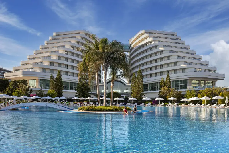 Miracle Hotel