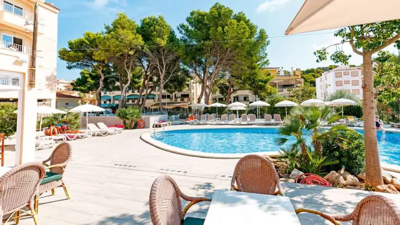 Hotel LLITERAS