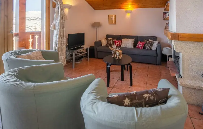 La vue du Roi - Detached chalet (6p). 3 bedrooms and 2 bathrooms. In the centre of Vallandry, with a beautiful view