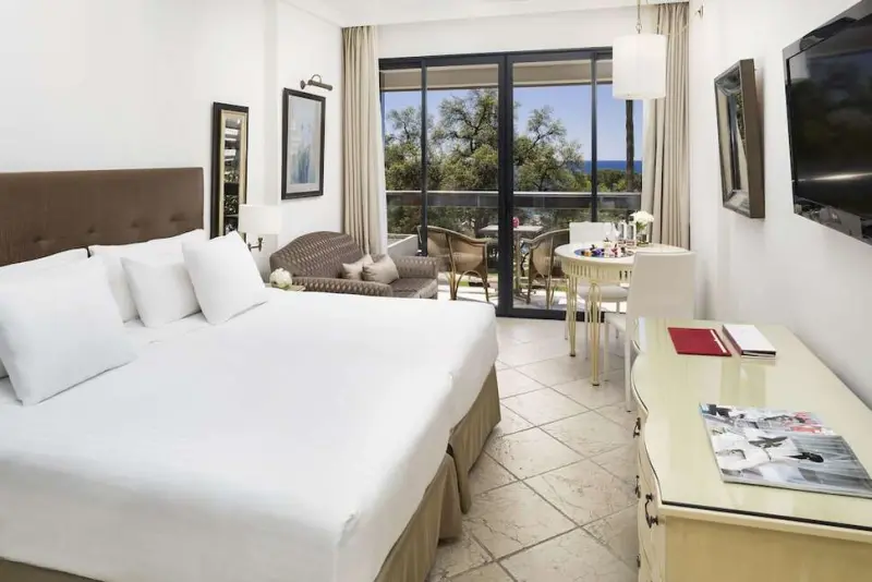 Gran Meliá Don Pepe