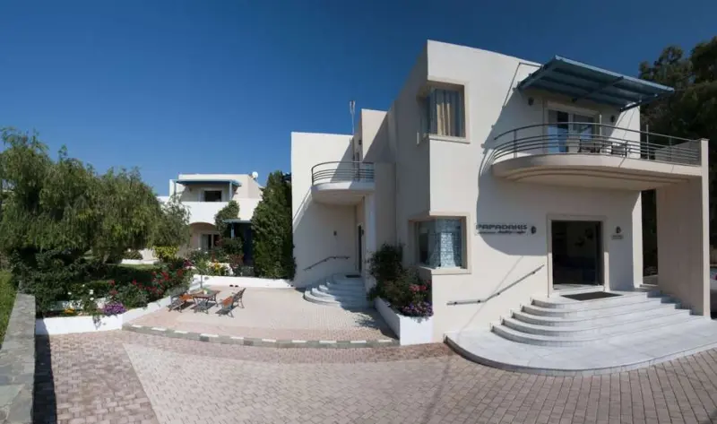 PAPADAKIS APARTMENTS - N.PAPADAKIS AE