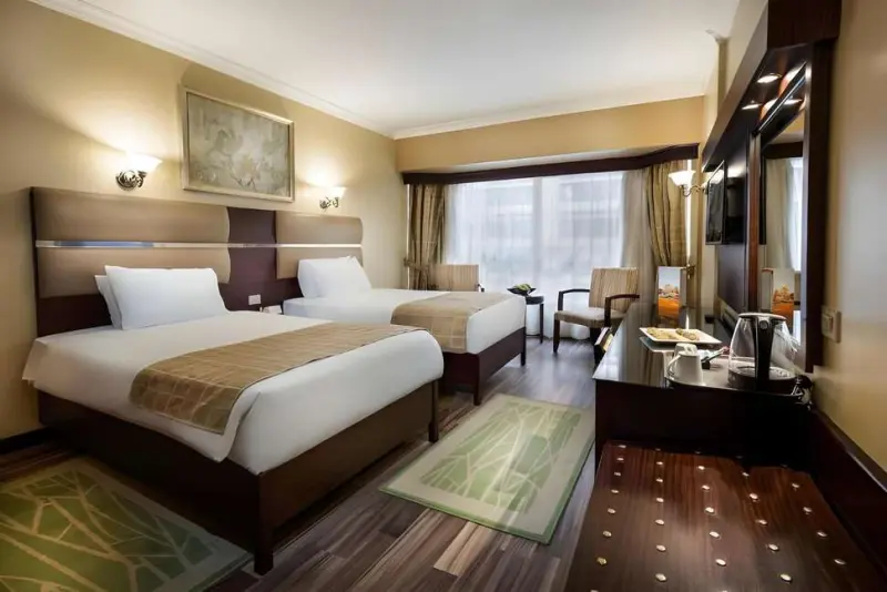 Pyramisa Suites Hotel