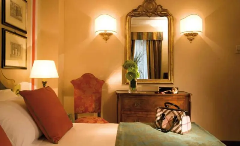 Hotel Canada