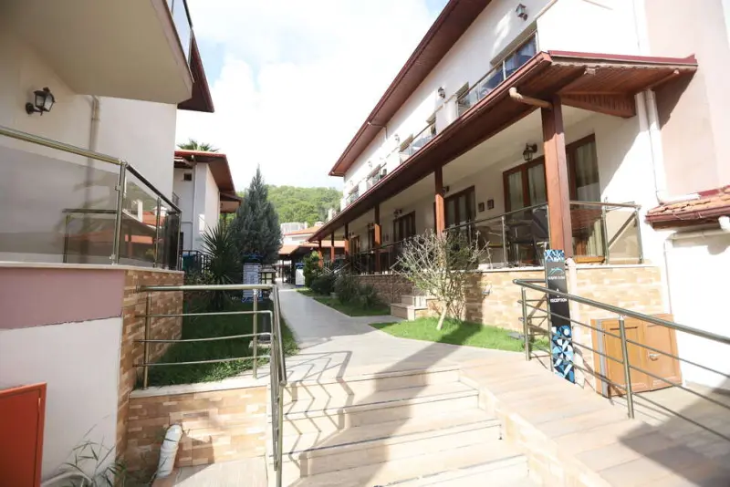 Dolphin Apart Hotel Sarigerme