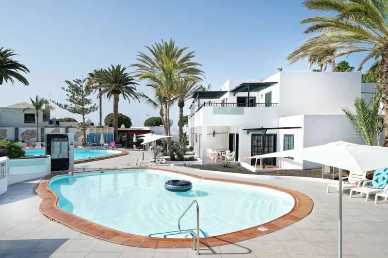 Playa Club Apartments
