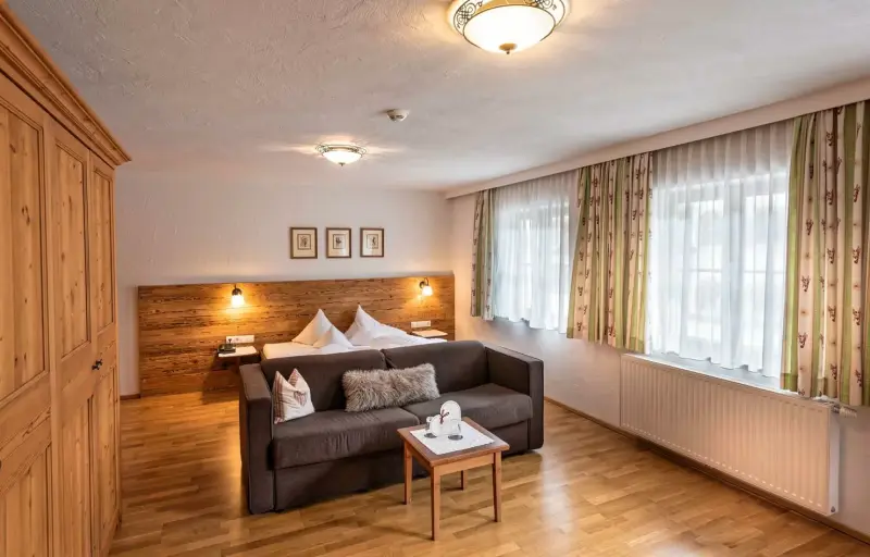 Posthaus Stubai & Smart