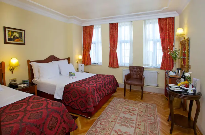 Amber Hotel
