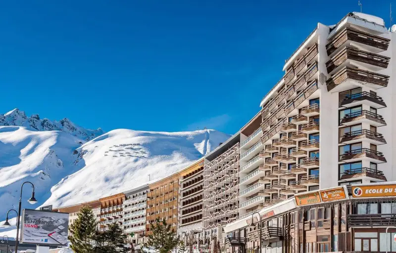 Résidence Le Palafour - Studio 2 personnes à Tignes au pied des pistes, des commerces, de l'ESF et de l'office du tourisme dans le quartier du lac. Appa MAE-2160 - Studio