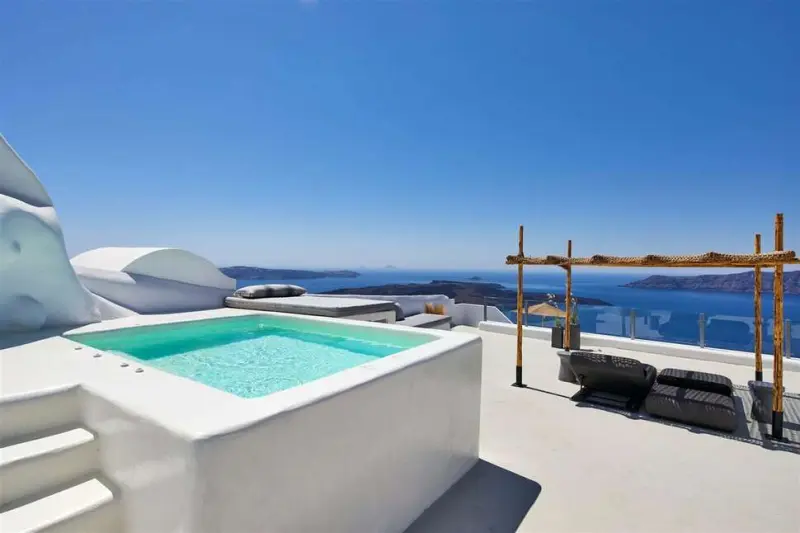 You & Me Suites